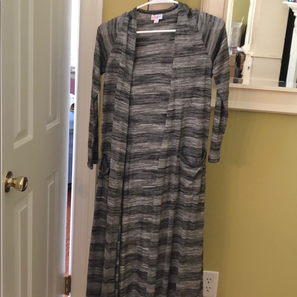 Lularoe Black and Gray Sarah Size S